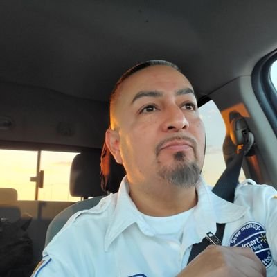 The Hispanic Conservative, Co-founder of American Up and #LEXIT. VFT 2020 advisor, U.S. Army Combat Veteran, RNHA social media director 🇺🇲