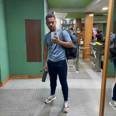 Vene_land's profile picture. 📅 Cagandola desde el 2000 🃏 Solo ando viendo, gracias