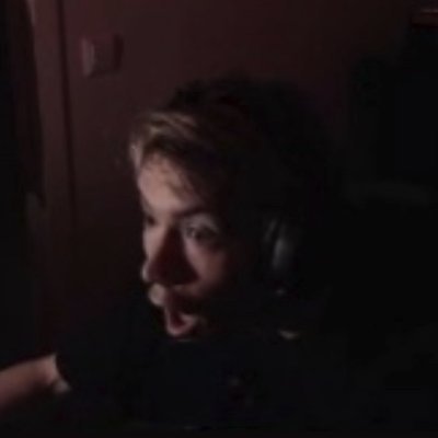 22 | Norwegian | Pizza lover of the pineapple kind.
Streaming on https://t.co/rWju5kO1g5 maybe... sometime