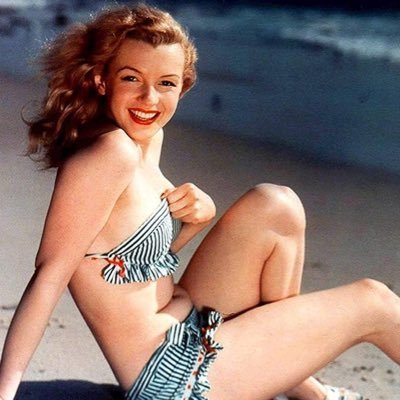 Everything beatiful, pin ups, movie posters, celebrities and more.