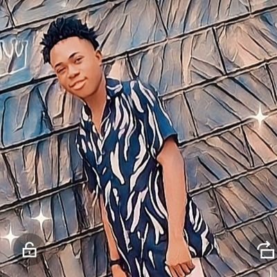 am nice and quiet🤪
love music🎶🎶🎶🎵🎼🎧
like playing games⚽⚽⚽
am into fashion and designing✂️✂️
Christian for live ⛪