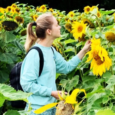 renvata1's profile picture. 