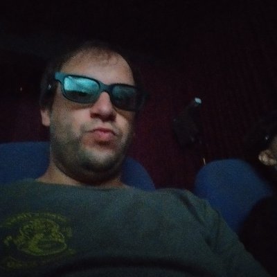 Andrergo's profile picture. El tipo sobrevivía