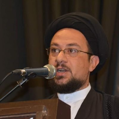 أستاذ مدرس للمعارف الإسلامية، مهتم بالشأن السياسي على الساحة اللبنانية والعربية والإسلامية