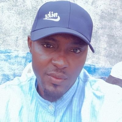 usuph24's profile picture. relocation technician, logistics, warehousing, hoping to model, father to Bryan.