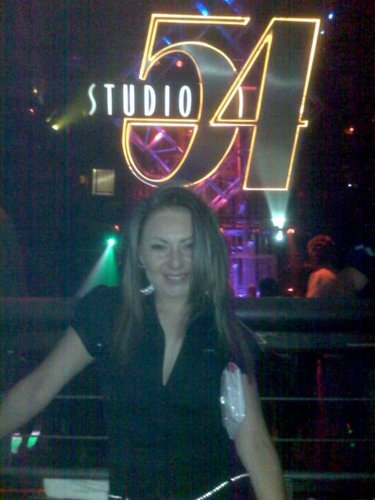 alercks's profile picture. Melómana de corazón, Rock Rules! Music Business de profesión y por elección, PR by accident, Dog lover, viva el sarcasmo y el humor negro