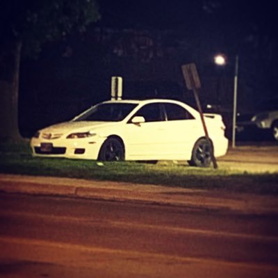 larip_13's profile picture. 