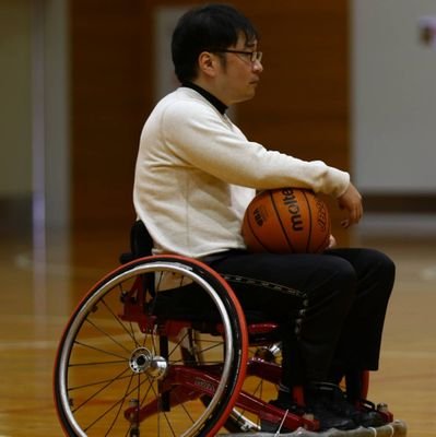 車椅子ユーザーで難聴持ちです。
車椅子で一人暮らしを楽しんでます🎵
外食が好きなんで食べに行った店とか紹介したり、車椅子関連の事を載せたいと思います。
障がいあっても、自分のやりたい事に挑戦したいですね🎵
宜しくお願いします😊
副業やビジネス、出会い系の勧誘は一切受け付けてません。