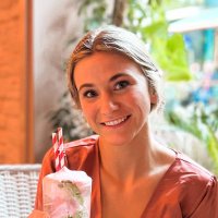 Emma Hughes (@emhughes988) 's Twitter Profile