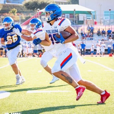 2026 RB / LB | 6’0 215 lbs | 3.4 GPA | Folsom High School, CA | NCAA ID#2206573659 ethanvomacka@gmail.com