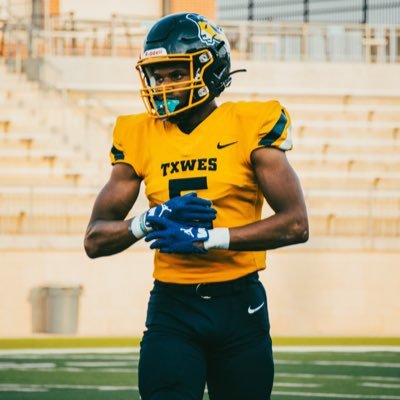 Transfer WR 6’1in 188lbs kylenwoods5@gmail.com #2147140018 NCAA ID: 2104147300 https://t.co/OkrWP1ABEY