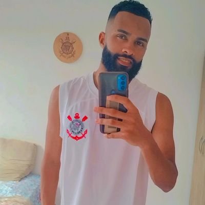 well_araujo1's profile picture. 