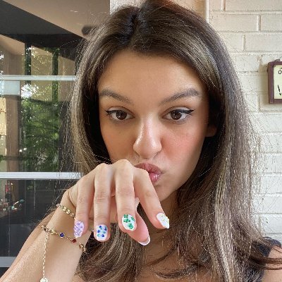 spinach_romaine's profile picture. 🥗 small shop owner on etsy & kofi 🍃 endlessly scrolling ~ https://t.co/mBuHHi0Kng