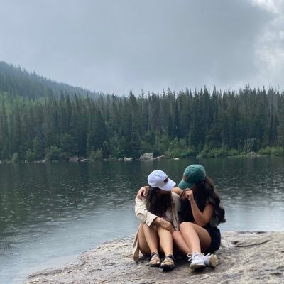 rebecca3395's profile picture. 🌻