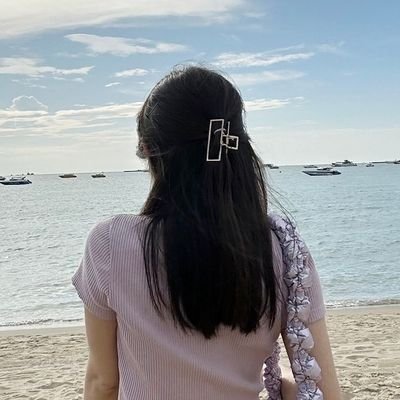 honeyynpp's profile picture. 👨‍🚀🚀🪐