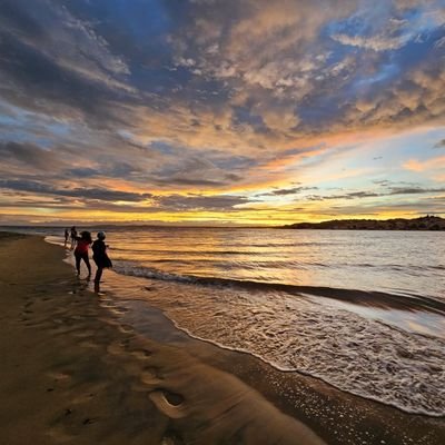 SunsetInAfrica_'s profile picture. Telling fictitious and real life stories