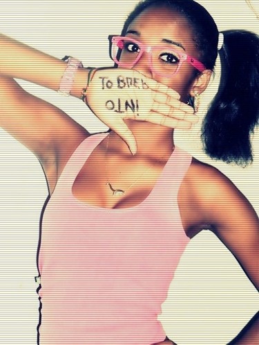 My life does not matter anything to you want to know me, follow me