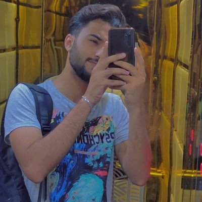 ahmadLuay0's profile picture. مصمم و مبرمج ويب Full stack wed 
🖇وماتوفيقي الا بالله عليه توكلت واليه انيب💙