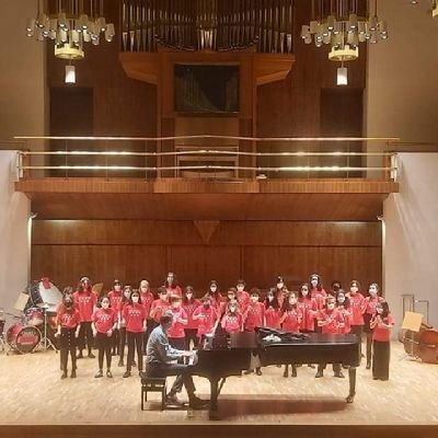 Centro Público Integrado de Enseñanzas Musicales. Consejería de Educación de la Comunidad de Madrid. Más de una década amando la música.