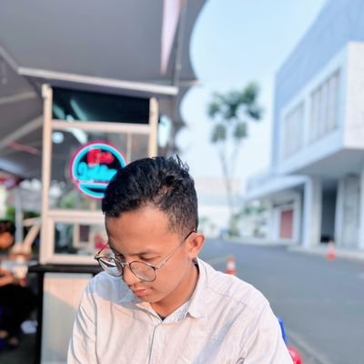 Sayyidilham1's profile picture. buset.