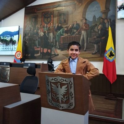 🏛️ Ex candidato a contraloría estudiantil @eohcolegio
 Integrante de @NodoBogotaP.
 Periodista. Premio de periodismo 𝗔𝗻𝘁𝗼𝗻𝗶𝗼 𝗡𝗮𝗿𝗶ñ𝗼 𝟮𝟬𝟮𝟰.🎤
