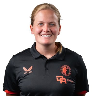 MSc. Sportfysiotherapeut i.o. Feyenoord Vrouwen 1 Eigenaar MK Sports Care 🔗 SoccerDoc