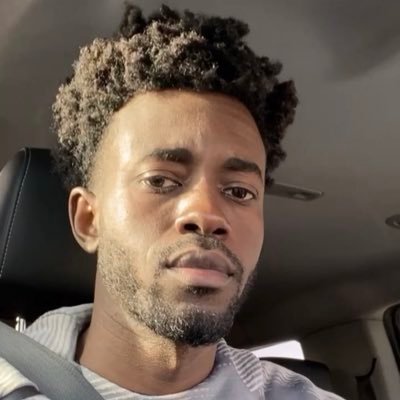 moegulfan's profile picture. ⚡️