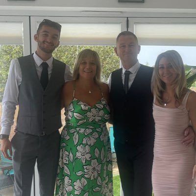 Chiltern35's profile picture. Construction manager for The Co-op,Husband,Proud dad of two great young adults finding their way in the world,Brighton Premier league 1901 season ticket holder.