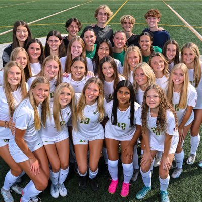 Twitter of the Edina Girls 🐝Soccer Team! https://t.co/G9frlQTUqR 💚2017, 2021, 2022 and 2023 Section 2AAA Champions 💚 2023 State Champions