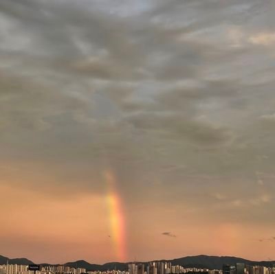 hapummm's profile picture. 즐겁게 살자