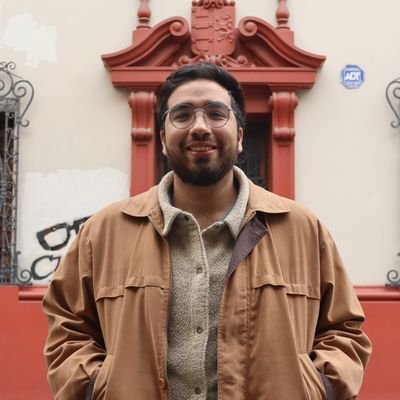 Sociólogo | Socialista y reparador de libros | Secretario General de la @JS_Chile |