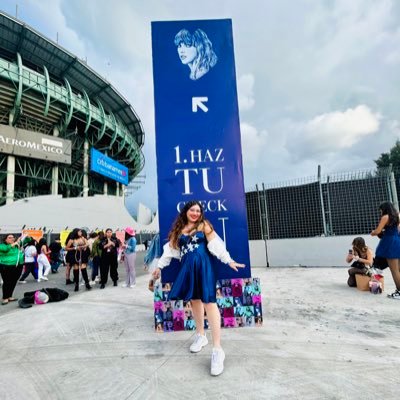 joegilmore_'s profile picture. You drew stars around my scars.