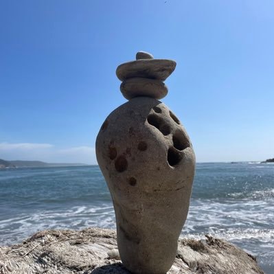 intheyear2077's profile picture. very curious