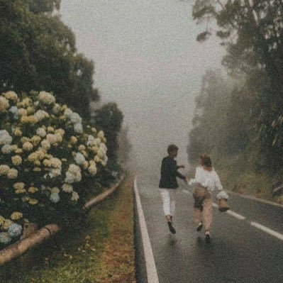 مصورة أفراح 👰🏻♀️📸دربة معتمده عالميه من الاكاديميه البريطانيه لتدريب والتطوير🎖📸