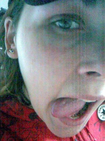 melanimelom's profile picture. soy aspirante a ilustradora, me baño escuchando musica disco, los videos juegos son un vicio y mi frace fav es Chupame un huevo