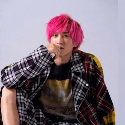 Mayu05743785479's profile picture. EXIT大好き❤ フォロー待ってます！よろしくお願いします