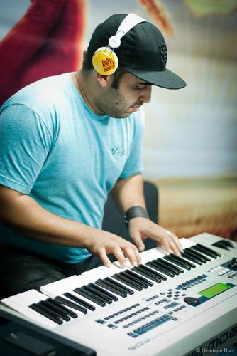 _WillAraujo's profile picture. ►Musico..Adorador..Atualmente com #CoralResgate e #FatFamily◄
                     ♪Firmeza na Rocha e Fé no Redentor♪