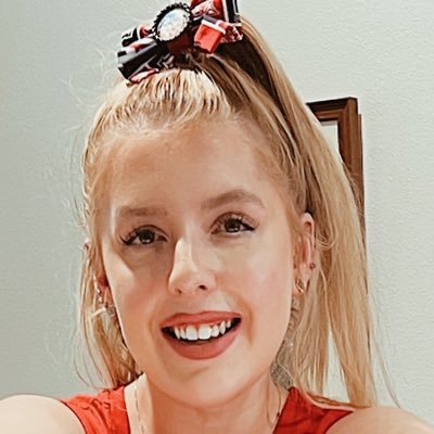 msmaddymack's profile picture. Social worker, law student, former Disney cast member 💕