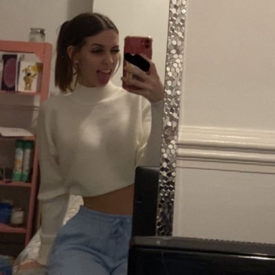 vhmxo1's profile picture. 22