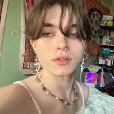 18+ fairy forest twink🍄✨ 5’2 with a 6’0 attitude🌿 https://t.co/7rRFMsDez8 💖 DM for collabs :) zaddy: @urdreamboix backup: @ashton_twinkxx