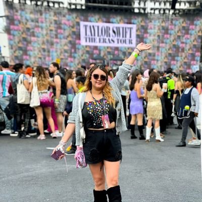 ᴍᴀʀɪᴛᴢᴀ･♡
Una capricornio que habla mucho de Taylor Swift aquí ✨🇲🇽 Estoy en una relación parasocial con Namjoon 💜
tuiteo cosas que a nadie le interesan