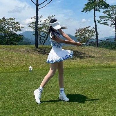 ゆみ/Yumi⛳️⛳️
💓ゴルフ / 美容 / 旅行 / グルメ /ペット 📍Ibarak ⇨ Tokyo
⛳️ゴルフ女子 🔴87
夢はエージシュートです👵🏻🫶🏻
🌷163cm“Golf Girls”
◇お仕事ご依頼はDMにお願いします♡
⚠️偽垢に注意してね！
❌勧誘、投資などの誘い