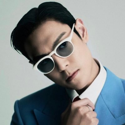 Actor Choi Seunghyun is Back                    #탑 #TTTOP #TOP  #ChoiSeungHyunForSquidGame