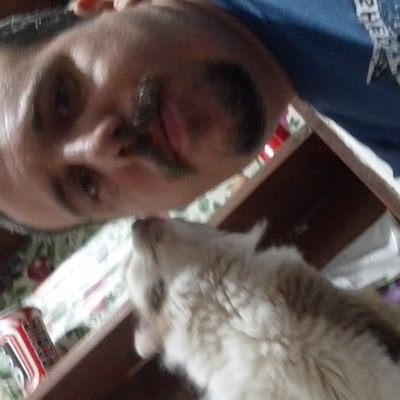 hunterweber30's profile picture. Soy De LA PAZ BAJA CALIFORNIA SUR , me gusta convivir, Investiga, etc;
los gatos y perros ❤️
tengo un hijo  de 3 año 🧢❤️
--
Odio las personas burlescas.