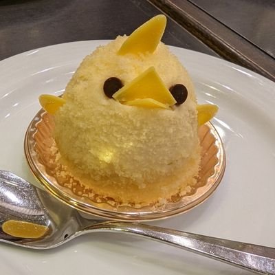 rererepom's profile picture. 化学系の研究室にいた（修士）→社会人