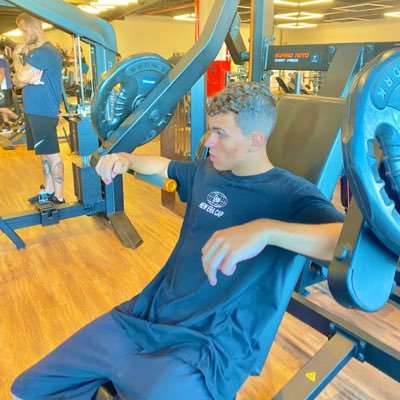 igorr_davin's profile picture. off