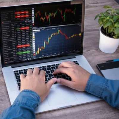 RuoxiForex508's profile picture. I am a fund/Assets manager with 5 years of experience providing financial advice and services to private and corporate clients on a range of investment.