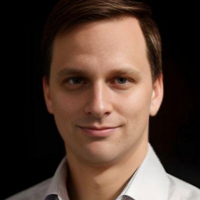 Na X jesteśmy mili i wszyscy się lubimy. Patriotyczna prawica. Prawnik i HRowiec. Prezes @fs_waw. Szczęśliwy mąż. Lubię motoryzację, lotnictwo i koty.#WeAreNATO