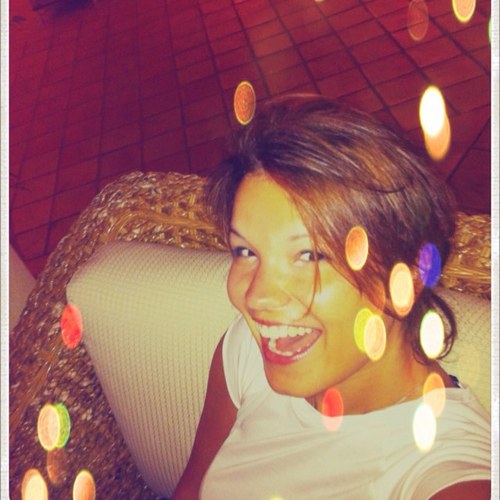 near_bird's profile picture. 