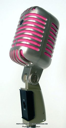 RealFemaleEmcee's profile picture. 